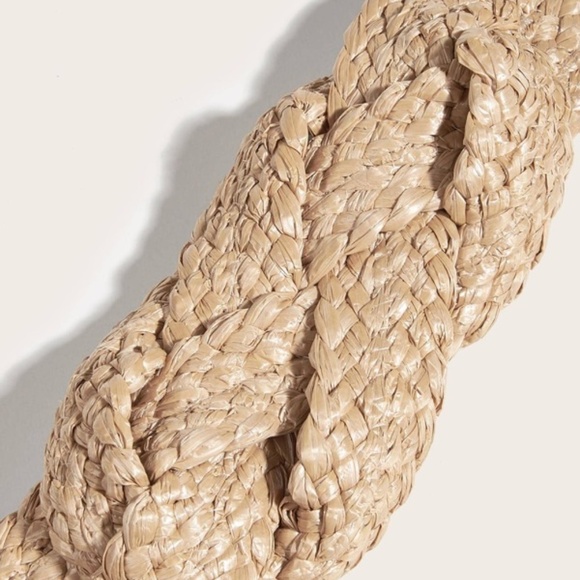 Boho Wide Braided Snap Button Straw Belt - Picture 4 of 5